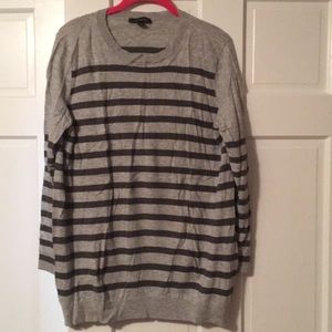 EUC Ann Taylor sweater sz L